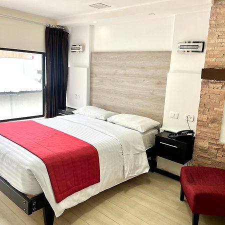 Hotel Imperial อัมบาโต ภายนอก รูปภาพ