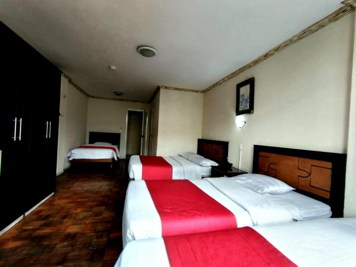 Hotel Imperial อัมบาโต ภายนอก รูปภาพ
