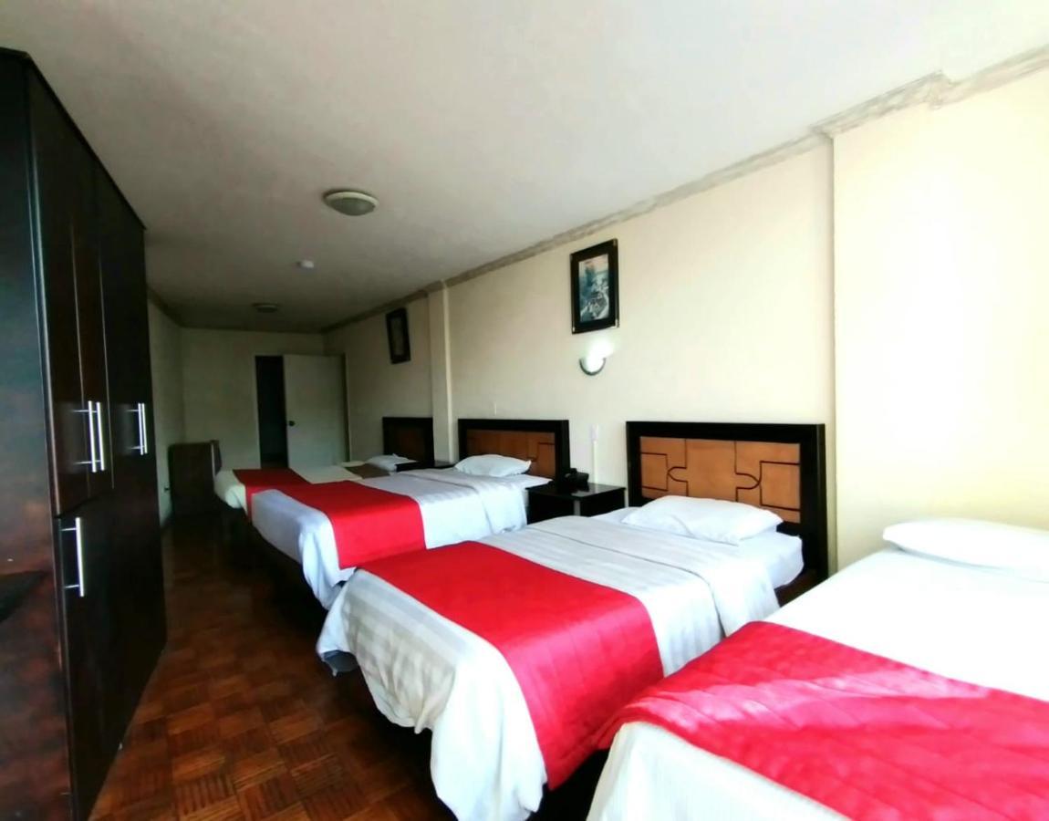 Hotel Imperial อัมบาโต ภายนอก รูปภาพ
